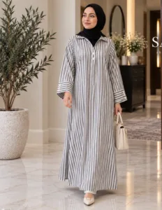 Sakiné Monochrome Breeze Summer Linen Gown